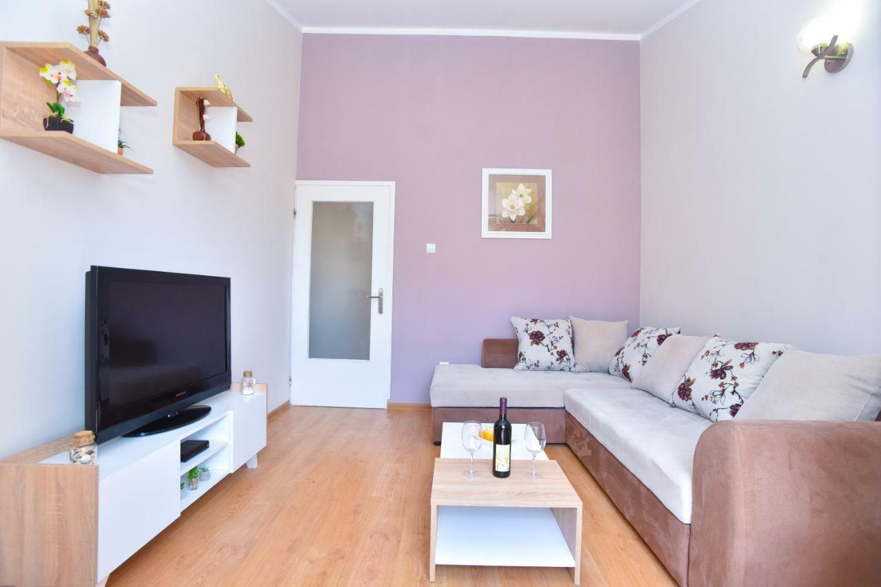Apartment Nada 01 Budva Buitenkant foto